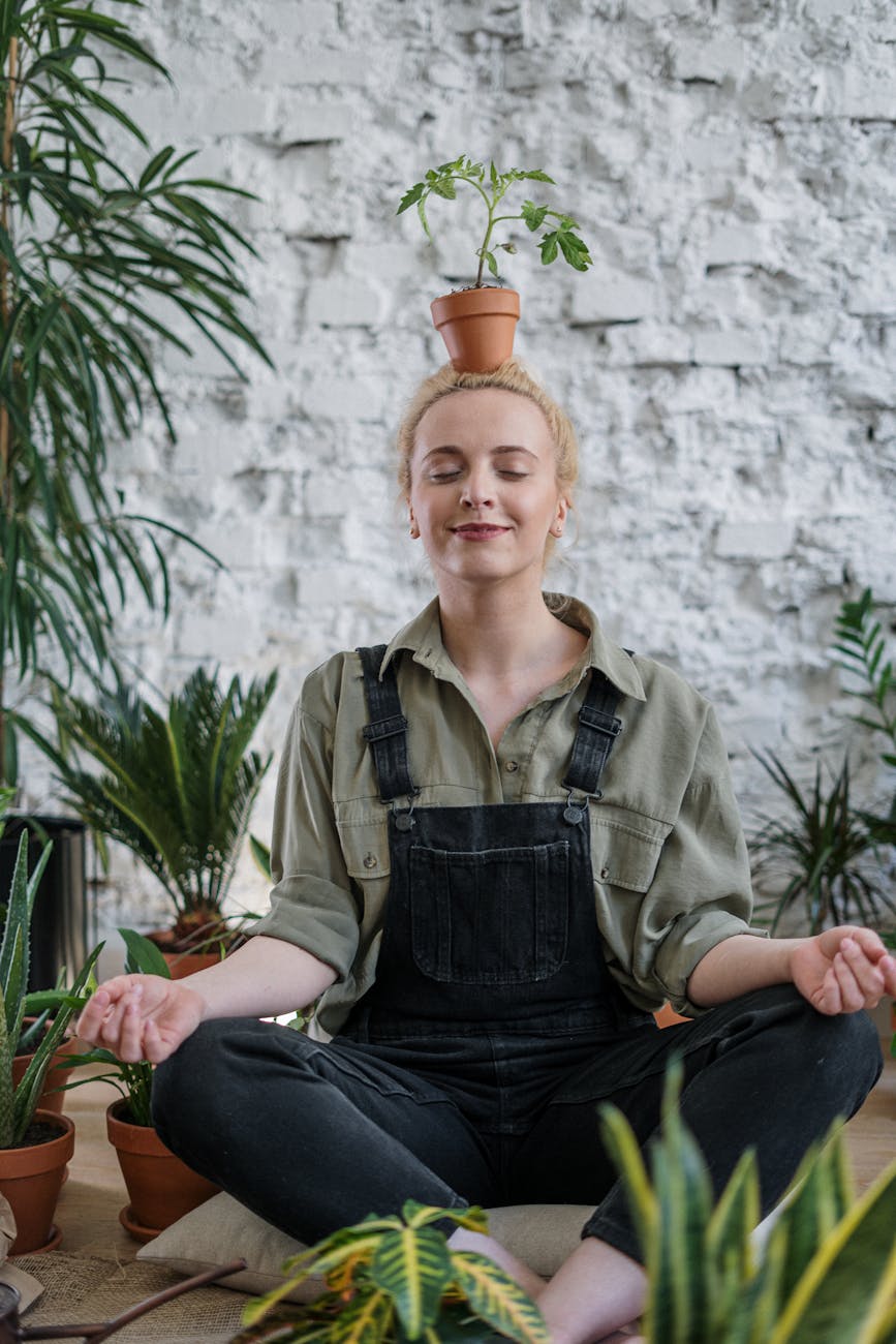 Cultivating Mindfulness Through Art: A Creative Journey to Inner Peace